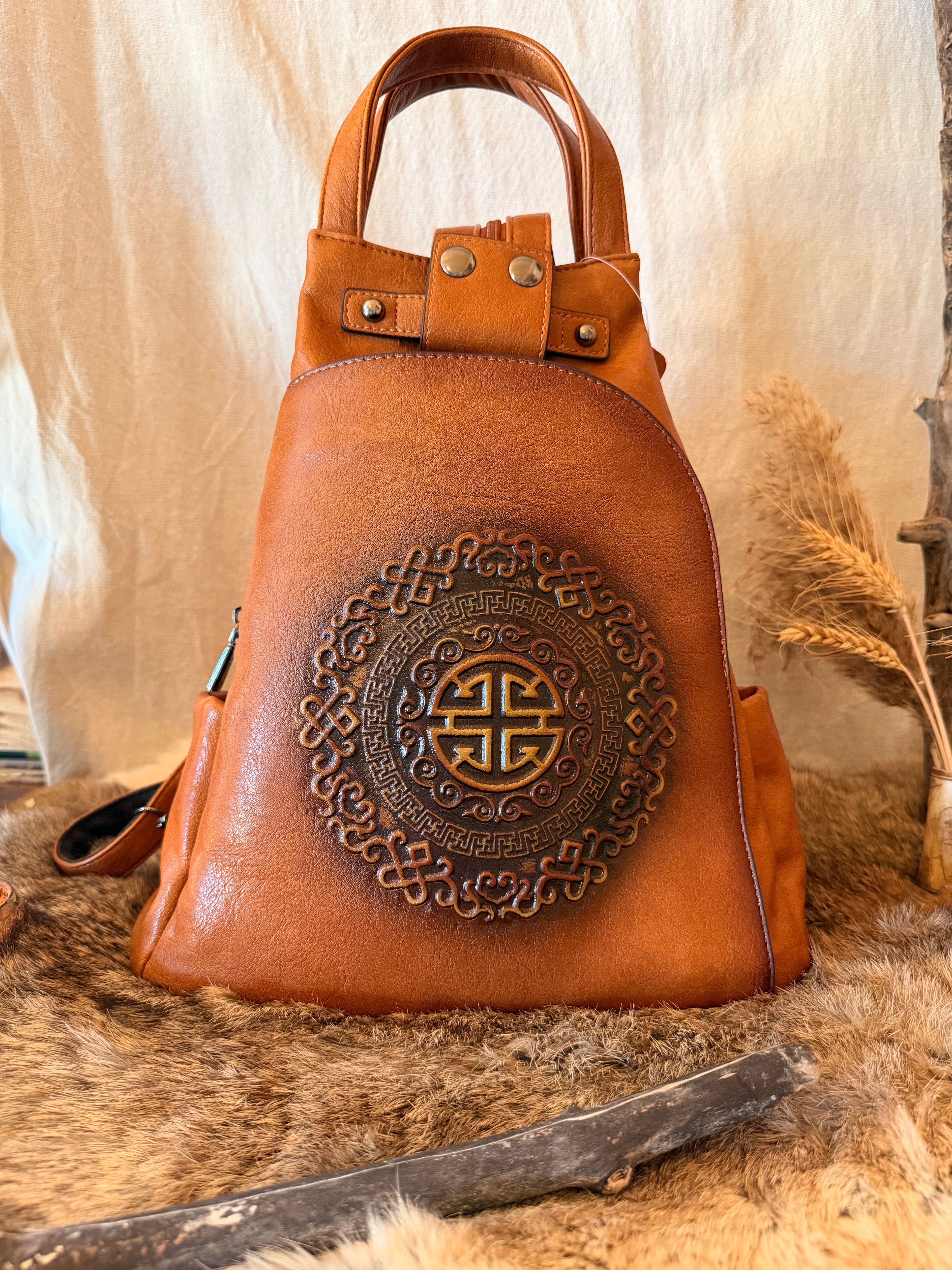 Khangaï - Sac convertible en cuir repoussé