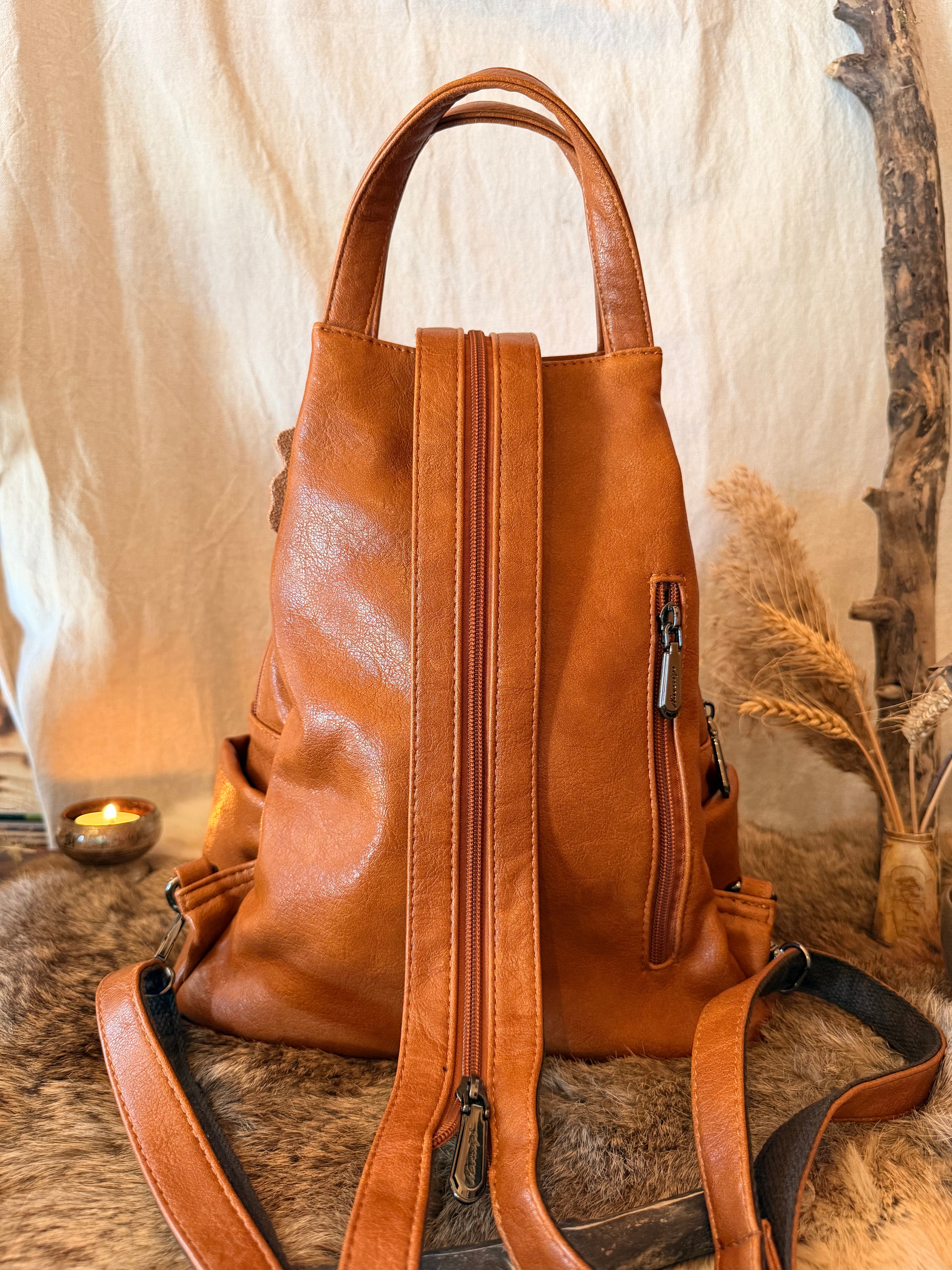 Khangaï - Sac convertible en cuir repoussé