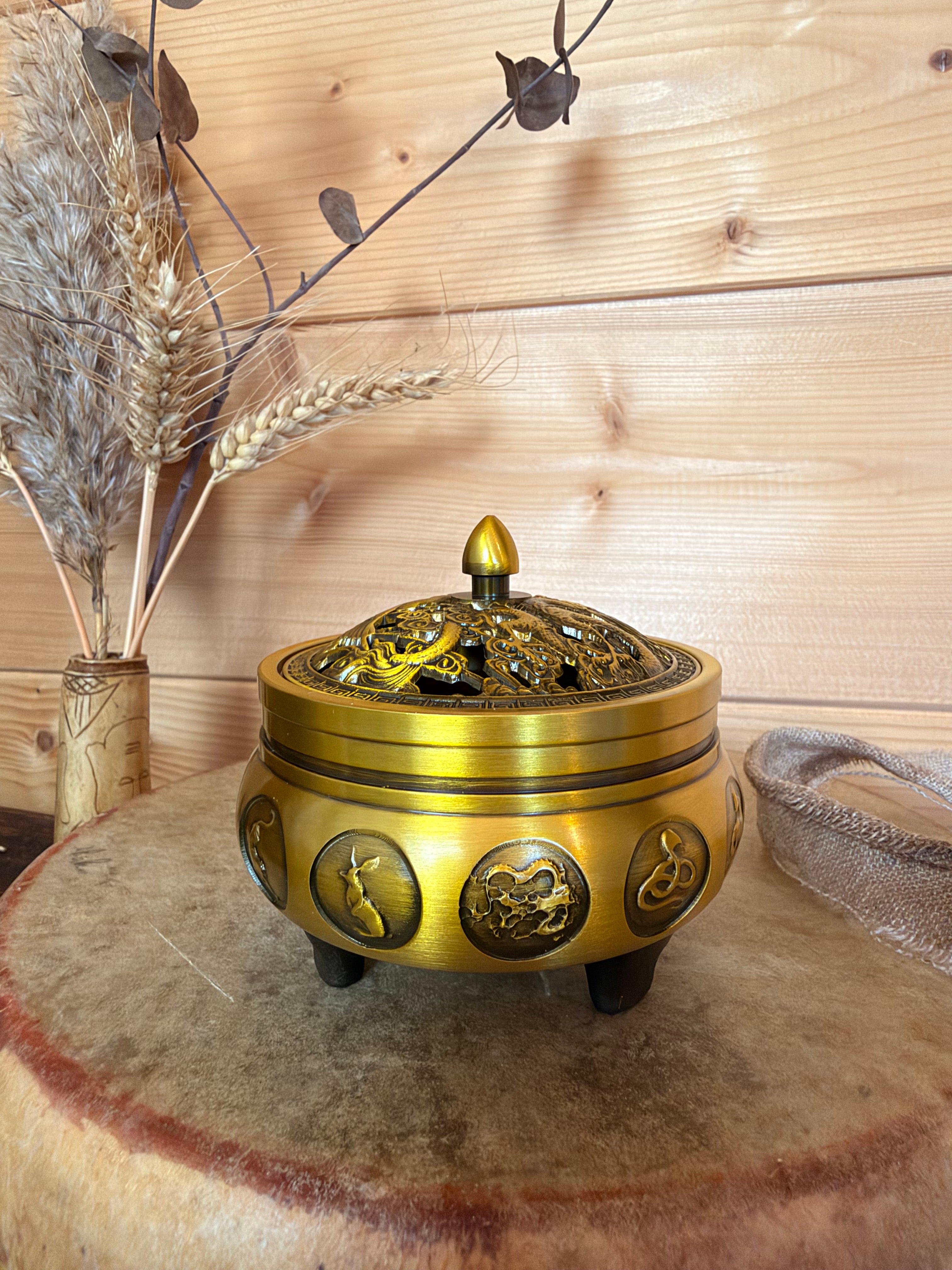 Brûleur d'encens traditionnel - Signes chinois