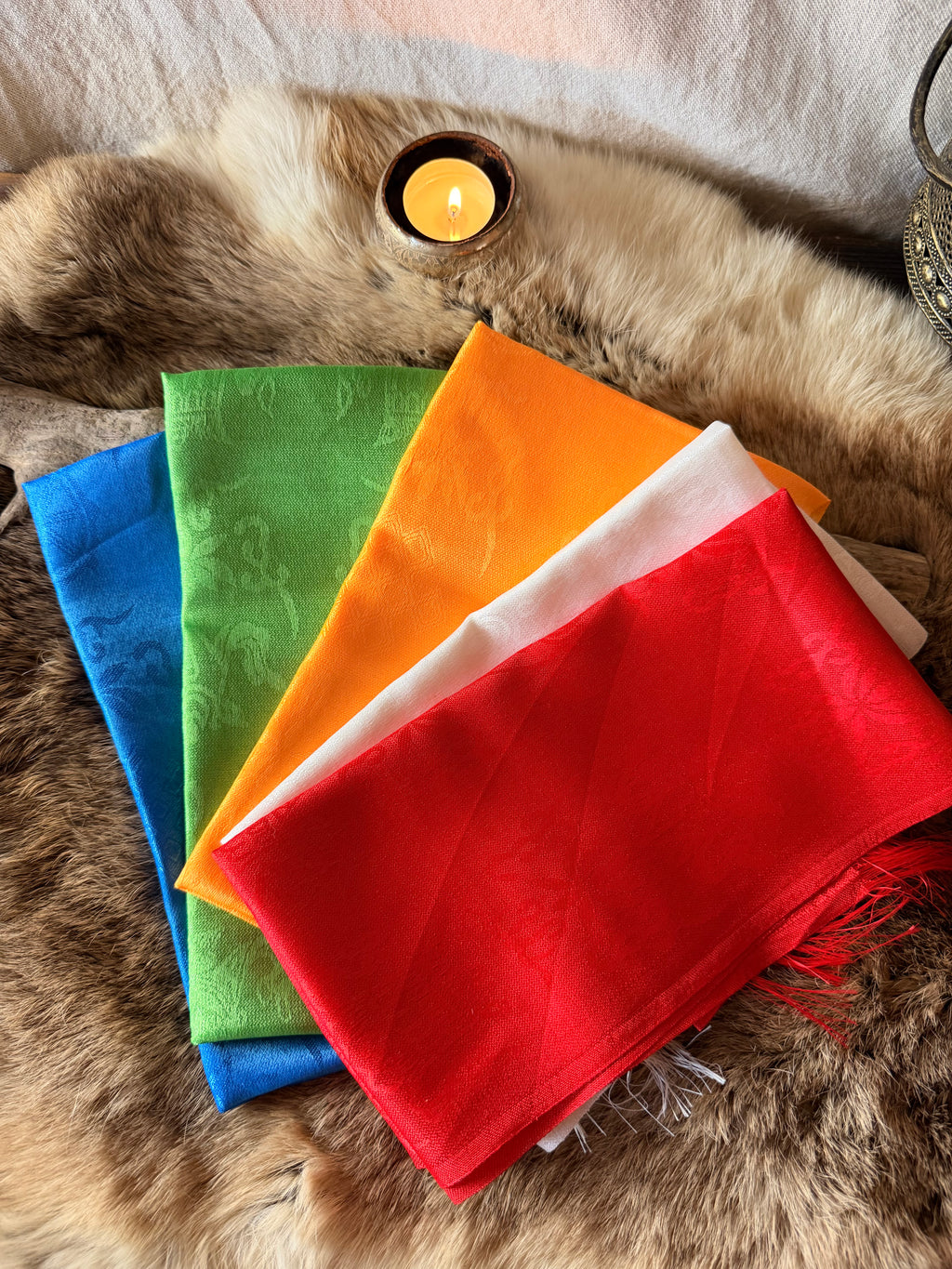Lot de 5 Khadags mongols traditionnels