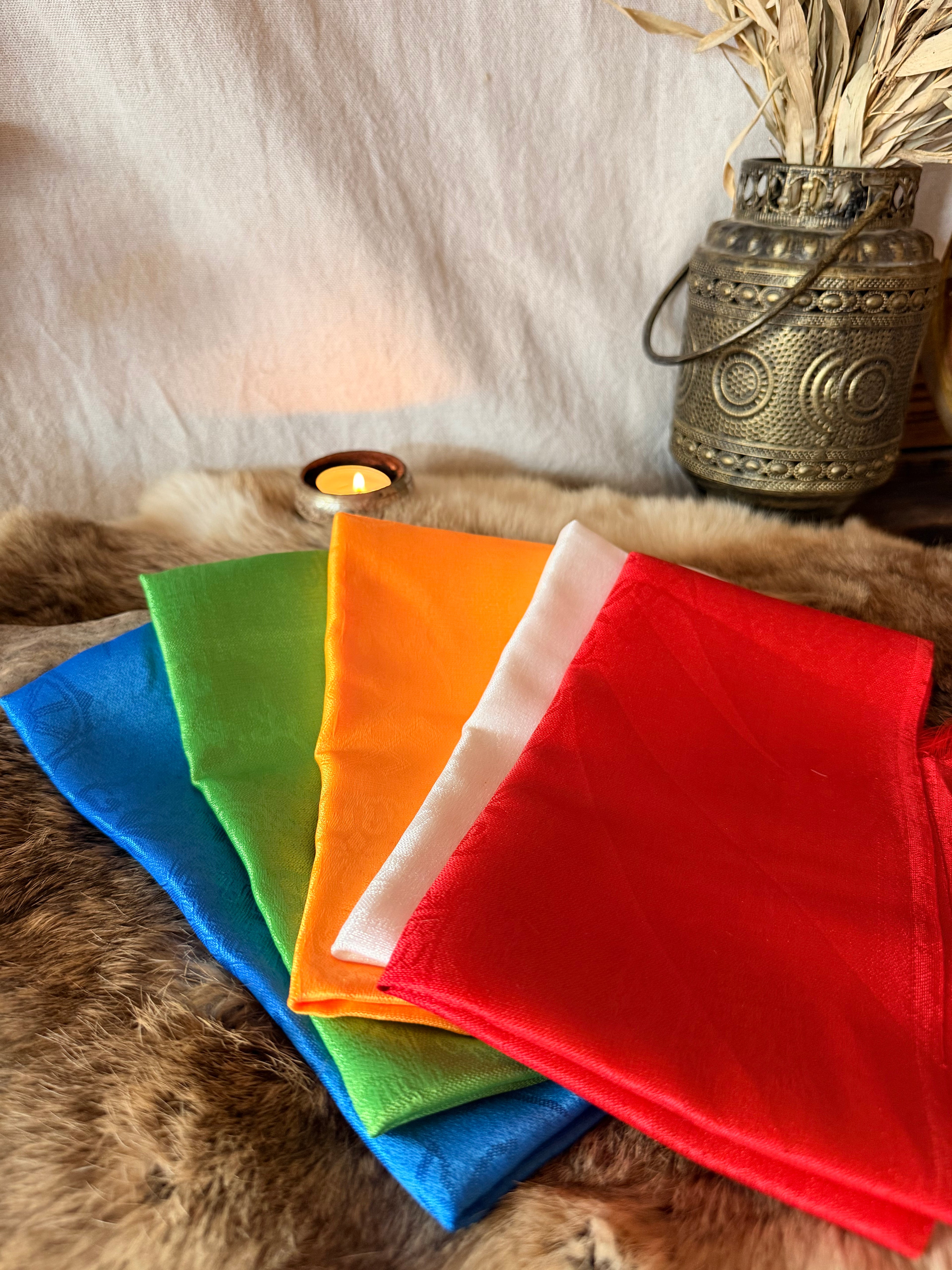Lot de 5 Khadags mongols traditionnels